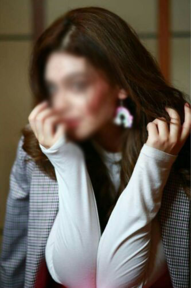 High-Class Escorts in Jaipur - Elite Escort Awaits Thumbnail 2